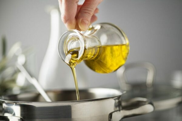 FSSAI-Clarifies-Guidelines-on-Collection-of-Used-Cooking-Oil-1024x683